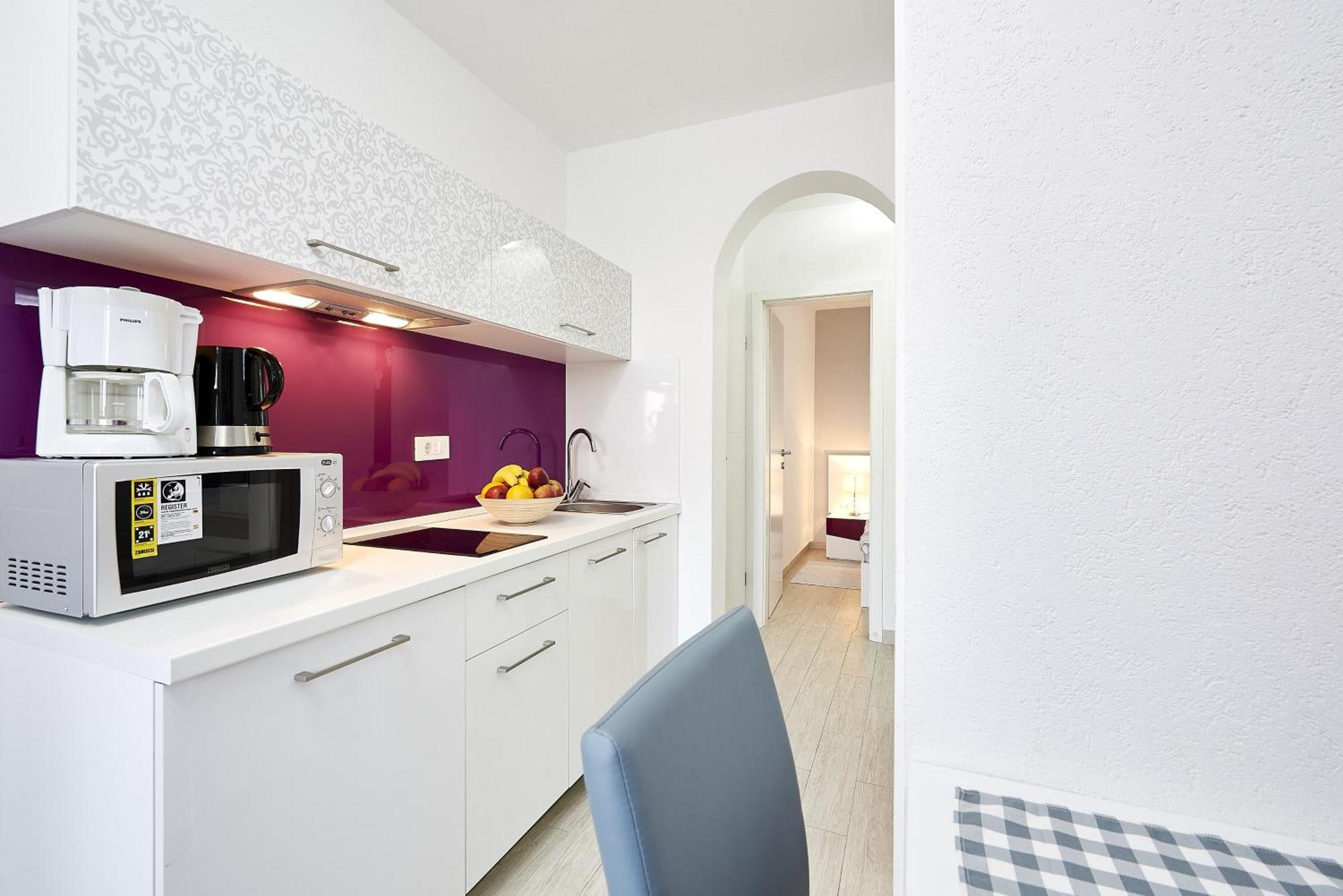 Apartments With A Parking Space Mavarstica, Ciovo - 17803 โตรกีร์ ห้อง รูปภาพ
